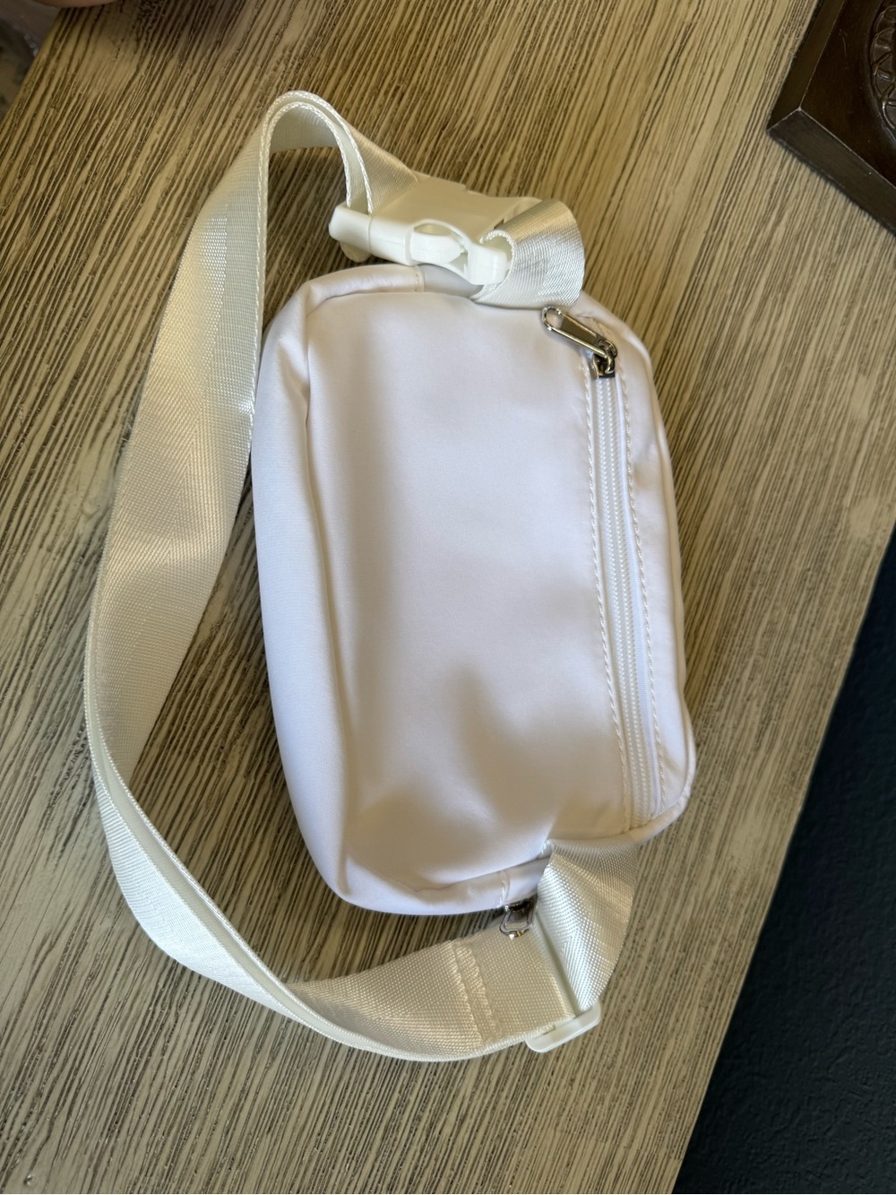 NEW!!! Bride White Crystal Embellished Crossbody Bag - Picture 3 of 7